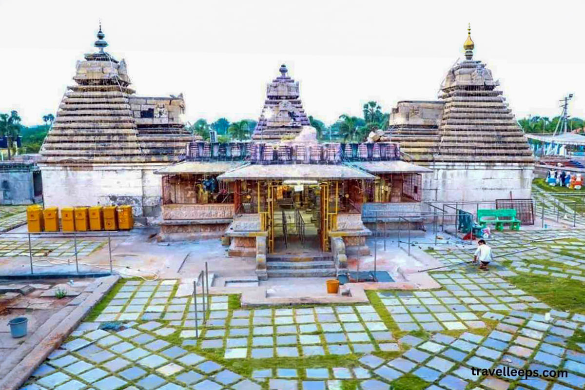 Sri Chaya Someshwara Temple, Nalgonda